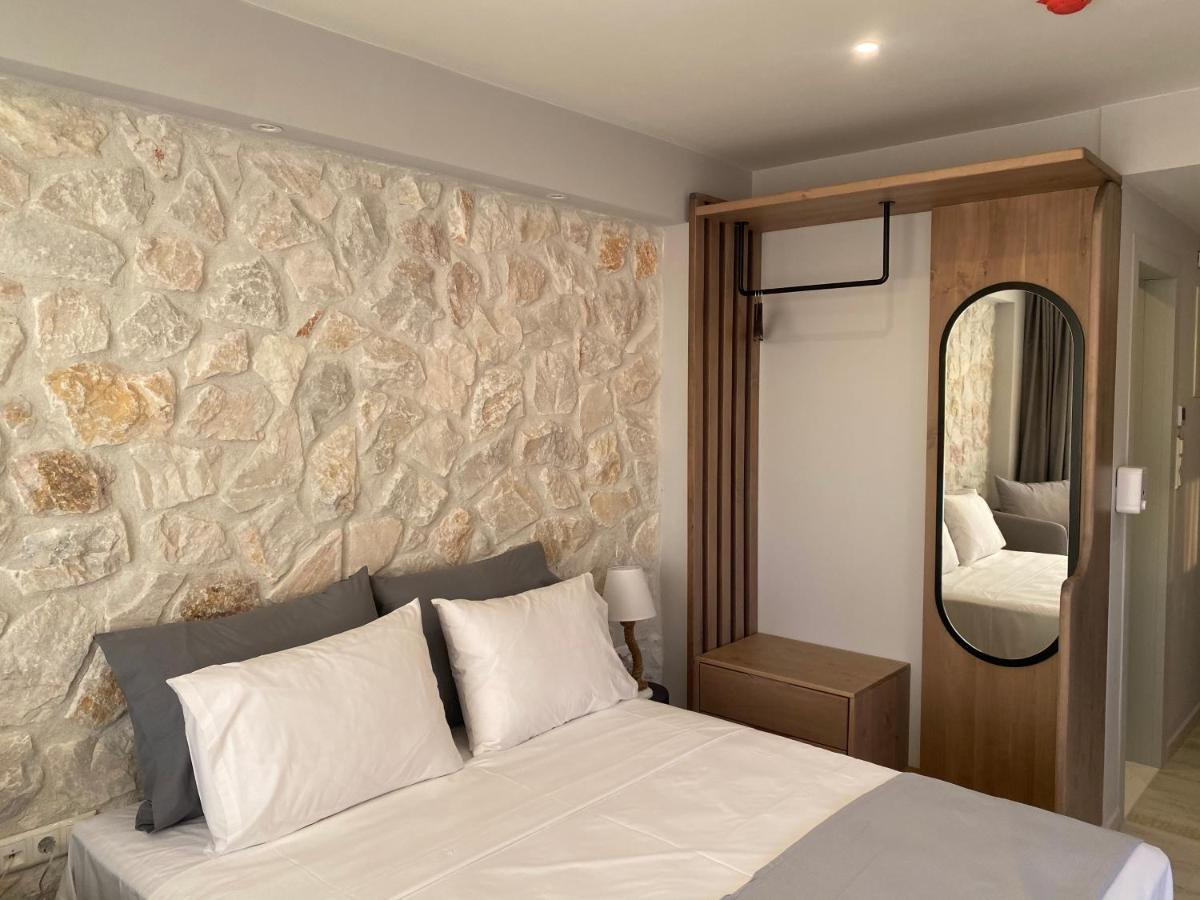 Kali Thea Suites Neos Marmaras Exterior foto
