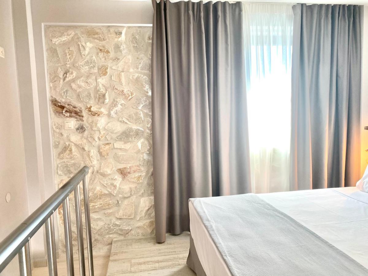 Kali Thea Suites Neos Marmaras Exterior foto